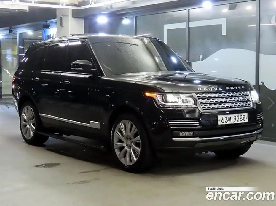 Land Rover Range Rover 2015 4.4 автомат (гидро), фото 1 Land Rover Range Rover 2015 4.4 автомат (гидро), фото 1
