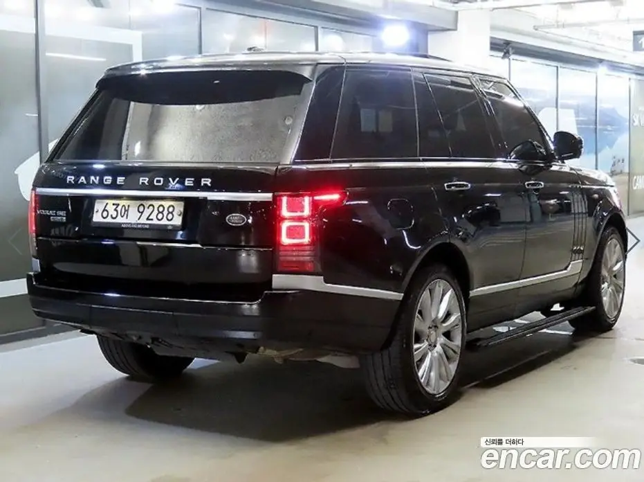 Land Rover Range Rover 2015 4.4 автомат (гидро), фото 4 Land Rover Range Rover 2015 4.4 автомат (гидро), фото 4