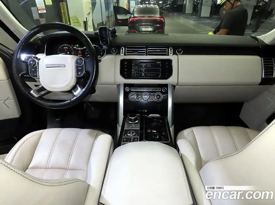 Land Rover Range Rover 2015 4.4 автомат (гидро), фото 10 Land Rover Range Rover 2015 4.4 автомат (гидро), фото 10