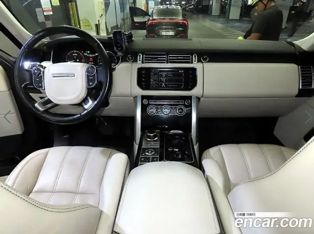 Land Rover Range Rover 2015 4.4 автомат (гидро), миниатюра 10 Land Rover Range Rover 2015 4.4 автомат (гидро), миниатюра 10