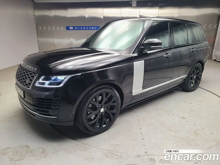 Land Rover Range Rover 2021 3.0 автомат (гидро), фото 1 Land Rover Range Rover 2021 3.0 автомат (гидро), фото 1