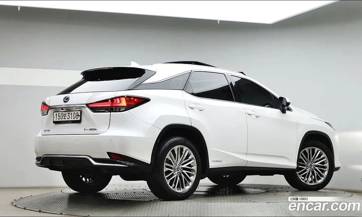 Lexus RX 2022 3.5 автомат (гидро), фото 2 Lexus RX 2022 3.5 автомат (гидро), фото 2