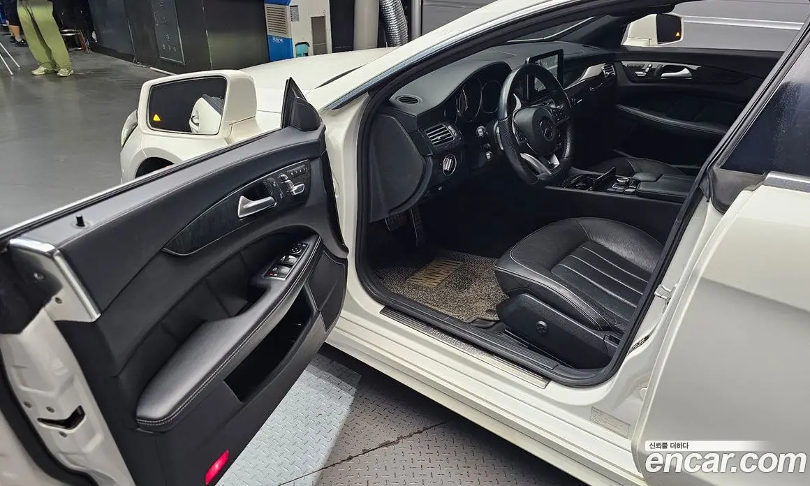 Mercedes-Benz CLS-Class 2016 3.0 автомат (гидро), фото 10 Mercedes-Benz CLS-Class 2016 3.0 автомат (гидро), фото 10