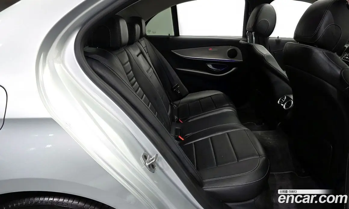 Mercedes-Benz E-Class 2019 2.0 автомат (гидро), фото 12