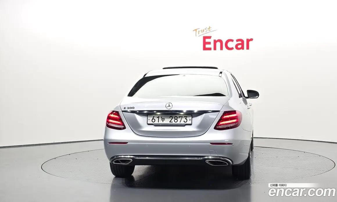 Mercedes-Benz E-Class 2019 2.0 автомат (гидро), фото 4