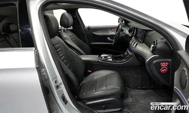 Mercedes-Benz E-Class 2019 2.0 автомат (гидро), миниатюра 10
