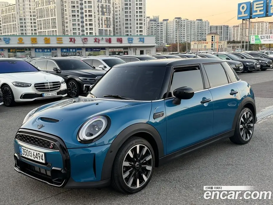 Mini Cooper 2022 2.0 автомат (гидро), фото 5 Mini Cooper 2022 2.0 автомат (гидро), фото 5