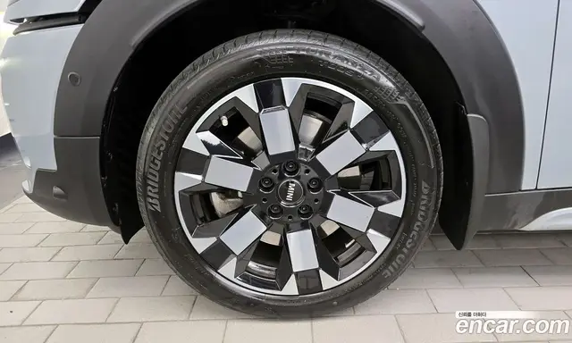 Mini Countryman 2023 2.0 автомат (гидро), миниатюра 5