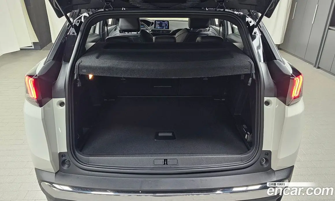 Peugeot 3008 2024 1.2 автомат (гидро), фото 20 Peugeot 3008 2024 1.2 автомат (гидро), фото 20