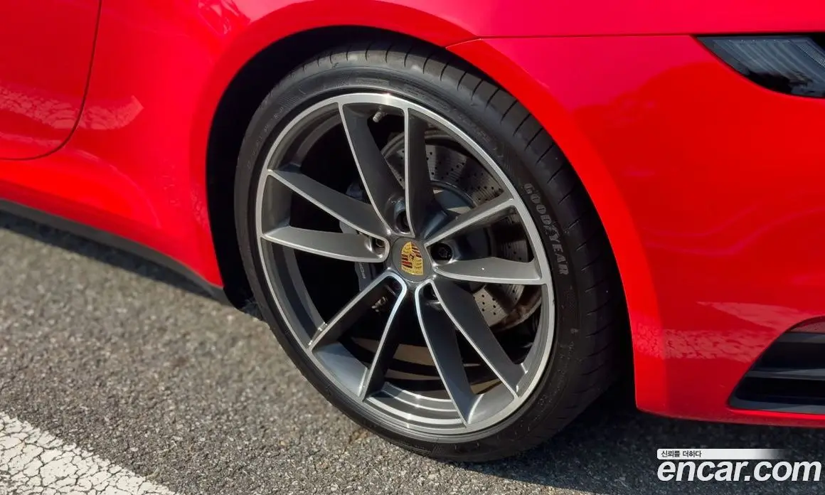 Porsche 911 2023 3.0 автомат (гидро), фото 18 Porsche 911 2023 3.0 автомат (гидро), фото 18