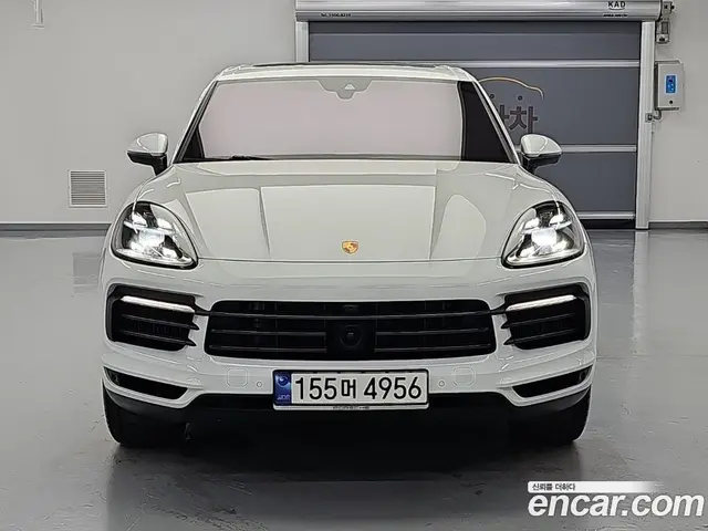 Porsche Cayenne 2023 3.0 автомат (гидро), миниатюра 2