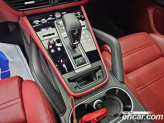 Porsche Cayenne 2023 3.0 автомат (гидро), миниатюра 8