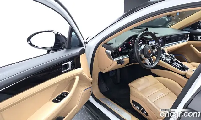 Porsche Panamera 2018 3.0 автомат (гидро), миниатюра 11 Porsche Panamera 2018 3.0 автомат (гидро), миниатюра 11