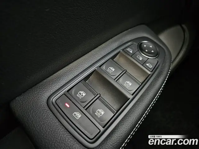 Renault (Samsung) XM3 2023 1.6 автомат (гидро), миниатюра 10 Renault (Samsung) XM3 2023 1.6 автомат (гидро), миниатюра 10