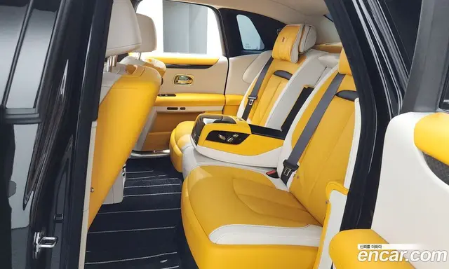 Rolls-Royce Ghost 2024 6.7 автомат (гидро), миниатюра 11