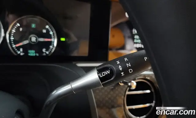 Rolls-Royce Ghost 2024 6.7 автомат (гидро), миниатюра 9