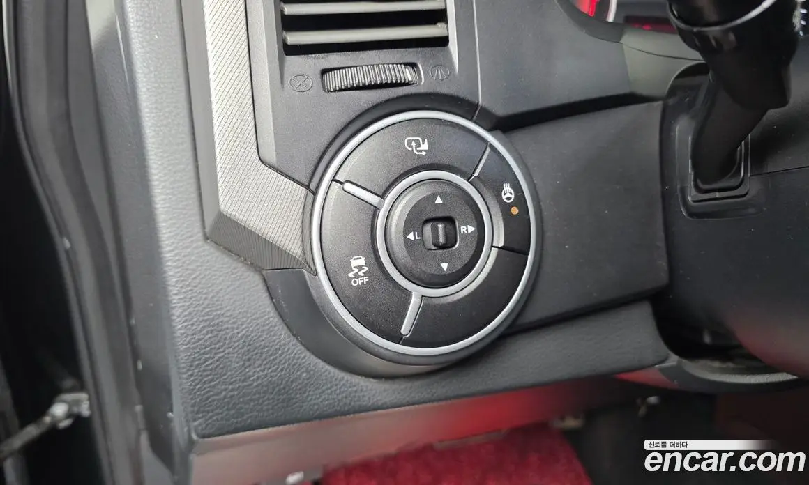 SsangYong Korando 2014 2.0 автомат (гидро), фото 18 SsangYong Korando 2014 2.0 автомат (гидро), фото 18