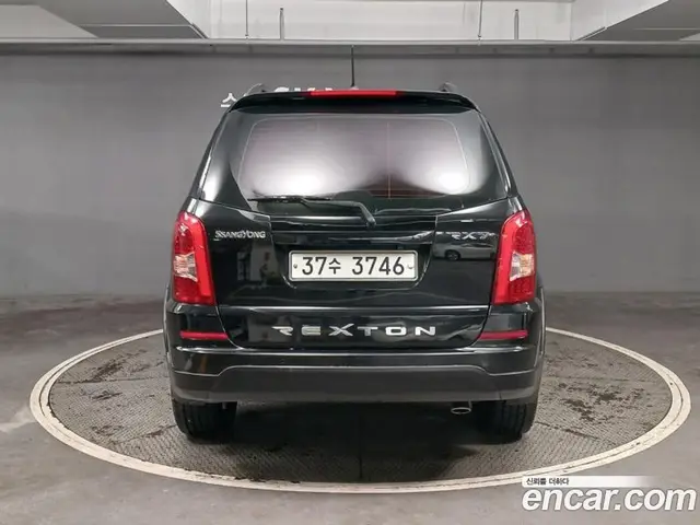 SsangYong Rexton 2013 2.0 автомат (гидро), миниатюра 2 SsangYong Rexton 2013 2.0 автомат (гидро), миниатюра 2