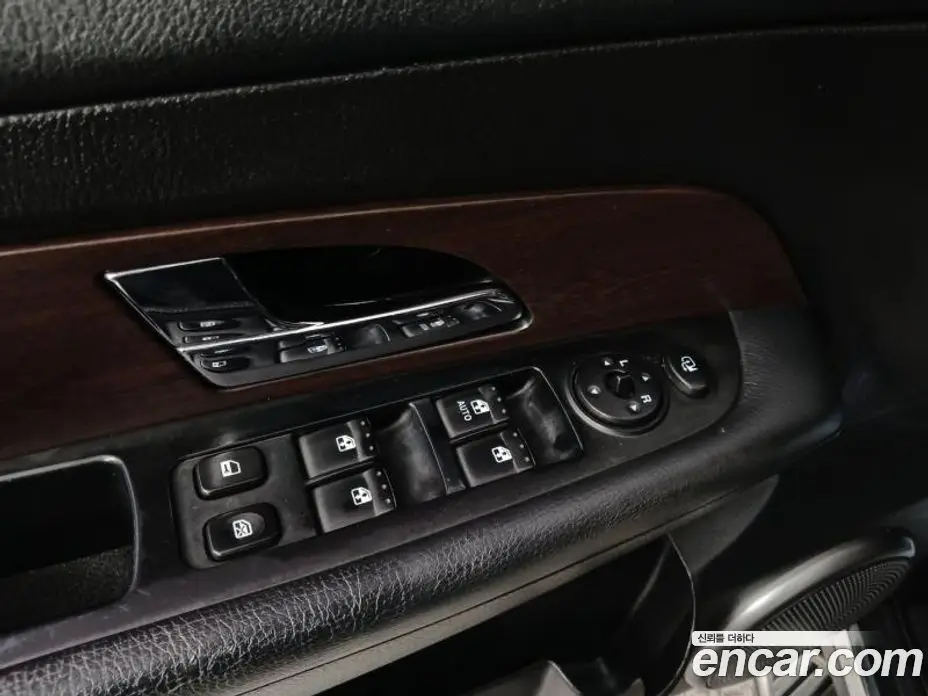 SsangYong Rexton 2013 2.0 автомат (гидро), фото 9 SsangYong Rexton 2013 2.0 автомат (гидро), фото 9