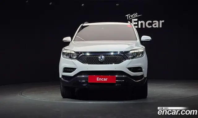 SsangYong Rexton 2017 2.2 автомат (гидро), миниатюра 3 SsangYong Rexton 2017 2.2 автомат (гидро), миниатюра 3