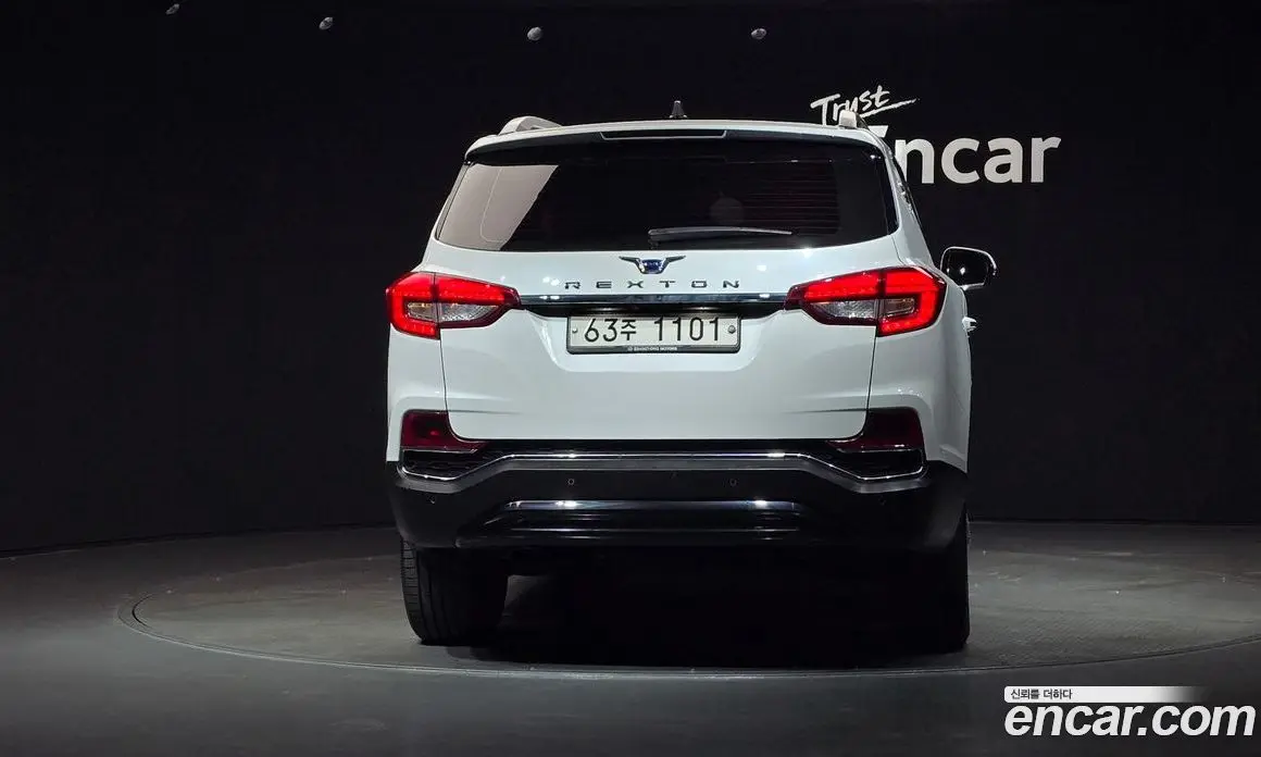 SsangYong Rexton 2017 2.2 автомат (гидро), фото 4 SsangYong Rexton 2017 2.2 автомат (гидро), фото 4