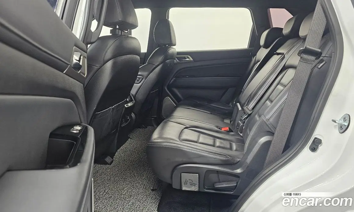 SsangYong Rexton 2018 2.2 автомат (гидро), фото 13 SsangYong Rexton 2018 2.2 автомат (гидро), фото 13