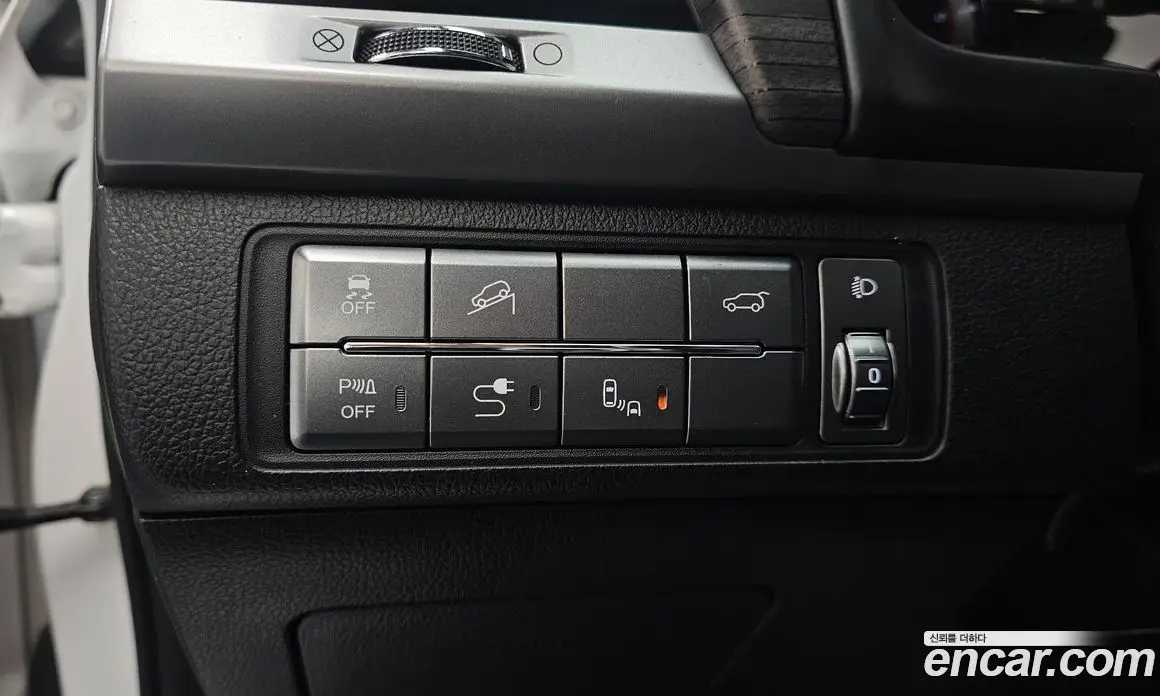 SsangYong Rexton 2018 2.2 автомат (гидро), фото 18 SsangYong Rexton 2018 2.2 автомат (гидро), фото 18