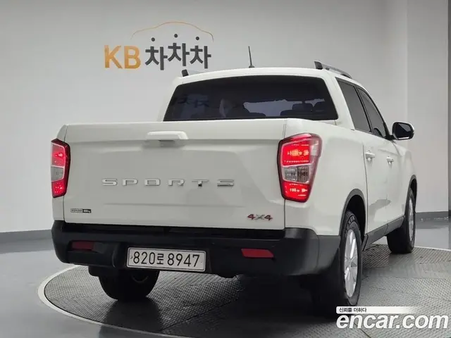SsangYong Rexton 2022 2.2 автомат (гидро), миниатюра 3