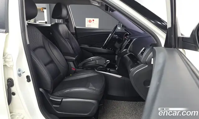 SsangYong TIBOLI 2019 1.6 автомат (гидро), миниатюра 11