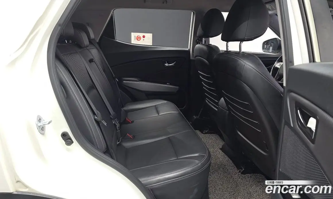 SsangYong TIBOLI 2019 1.6 автомат (гидро), фото 12