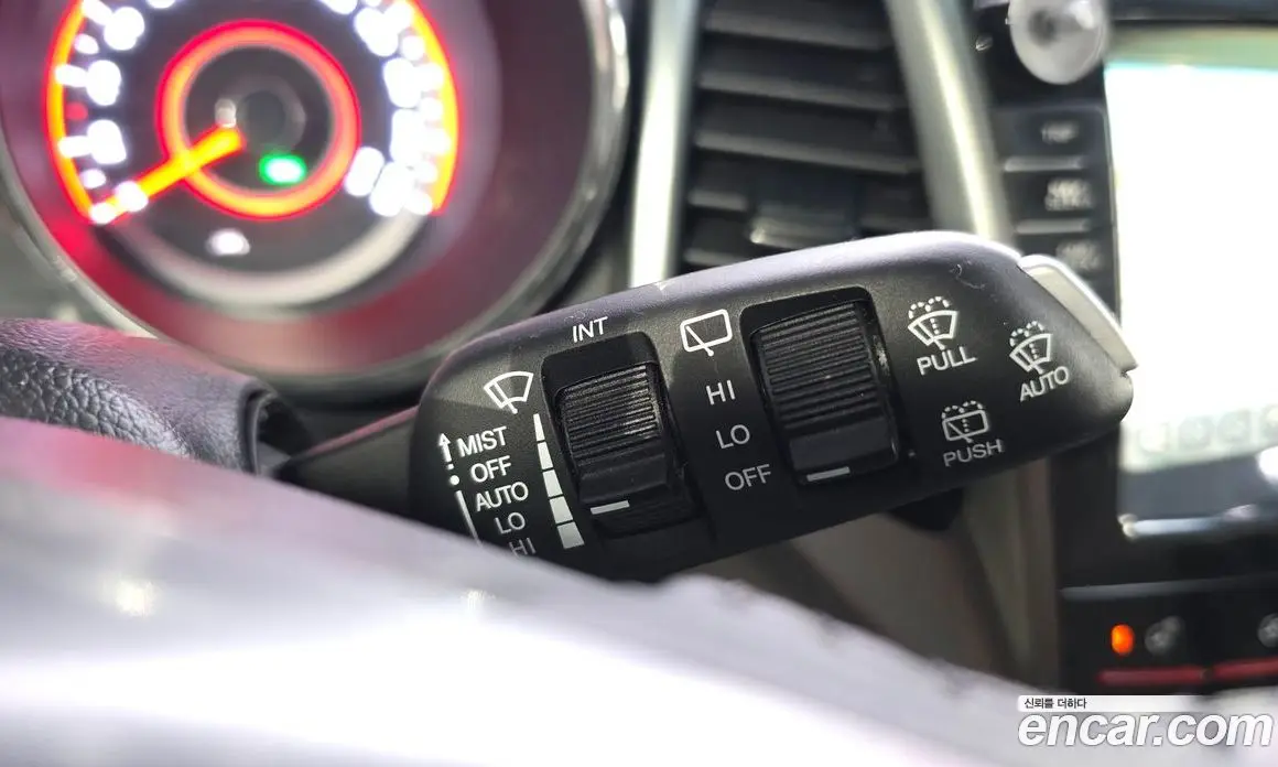 SsangYong TIBOLI 2019 1.6 автомат (гидро), фото 14