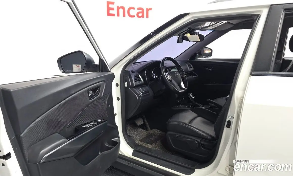 SsangYong TIBOLI 2019 1.6 автомат (гидро), фото 10