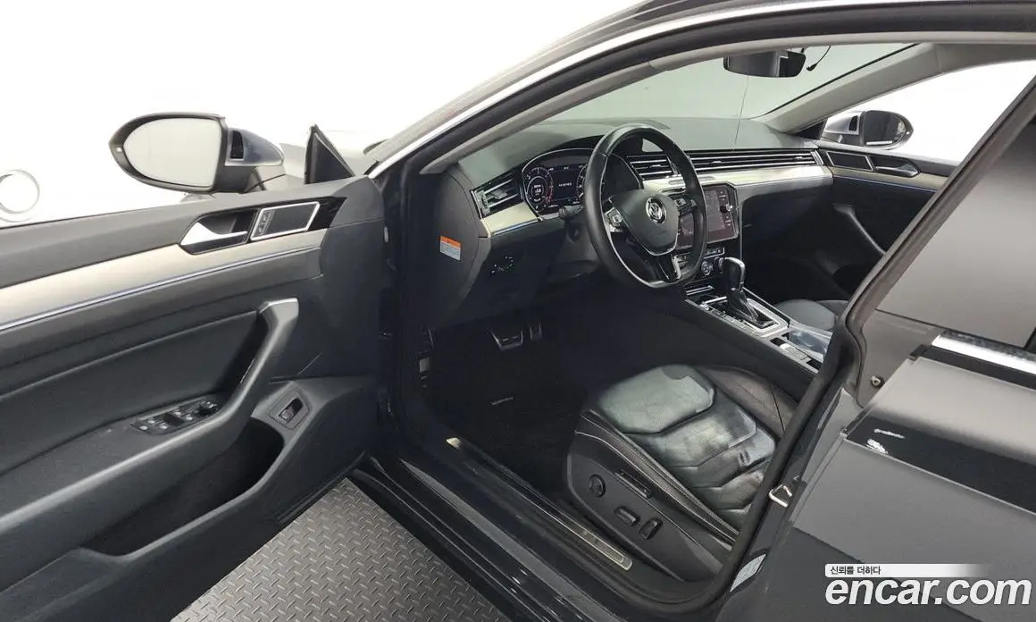 Volkswagen Arteon 2019 2.0 автомат (гидро), фото 10 Volkswagen Arteon 2019 2.0 автомат (гидро), фото 10