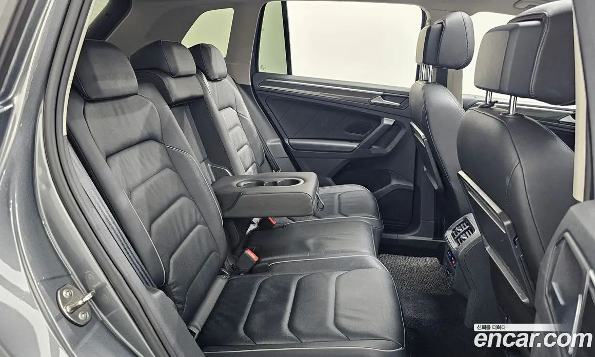 Volkswagen Tiguan 2020 2.0 автомат (гидро), фото 12