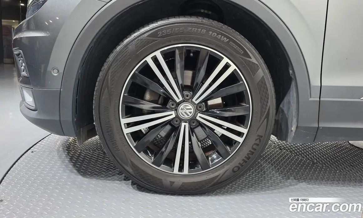 Volkswagen Tiguan 2020 2.0 автомат (гидро), фото 5