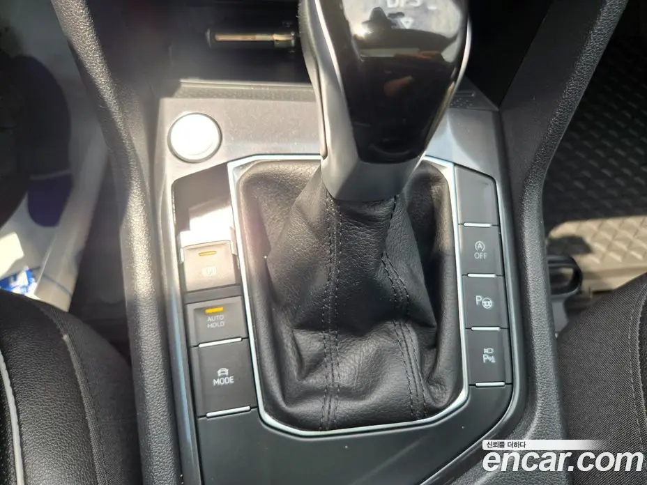 Volkswagen Tiguan 2023 2.0 автомат (гидро), фото 18