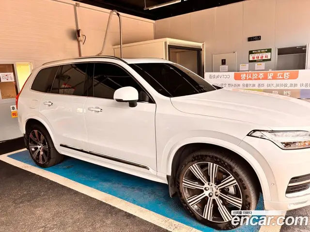 Volvo XC90, 2023, 27 166 км