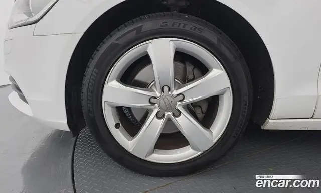Audi A6 2013 2.0 автомат (гидро), миниатюра 5