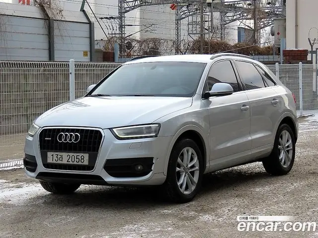 Audi Q3 2012 2.0 автомат (гидро), миниатюра 2