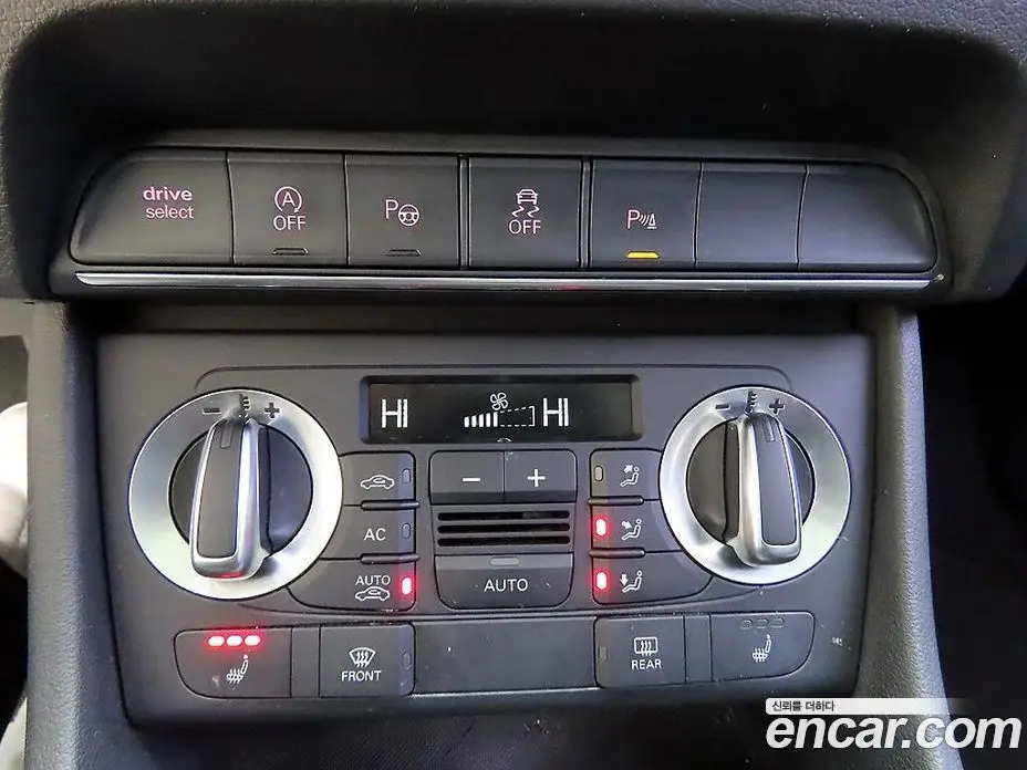 Audi Q3 2012 2.0 автомат (гидро), фото 15