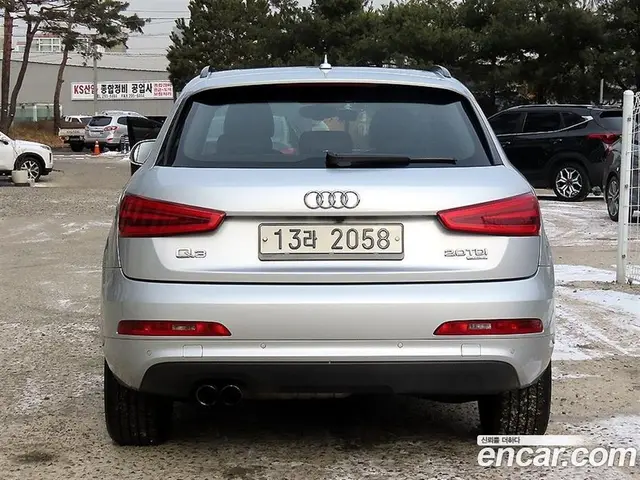 Audi Q3 2012 2.0 автомат (гидро), миниатюра 4