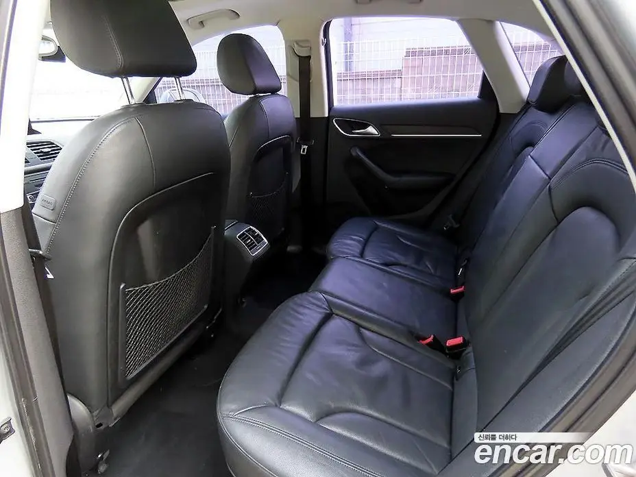 Audi Q3 2012 2.0 автомат (гидро), фото 6