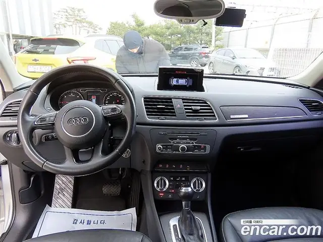 Audi Q3 2012 2.0 автомат (гидро), миниатюра 7