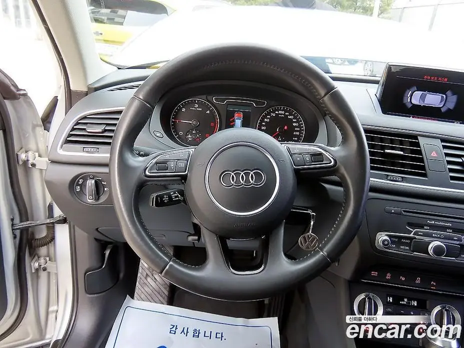 Audi Q3 2012 2.0 автомат (гидро), фото 8