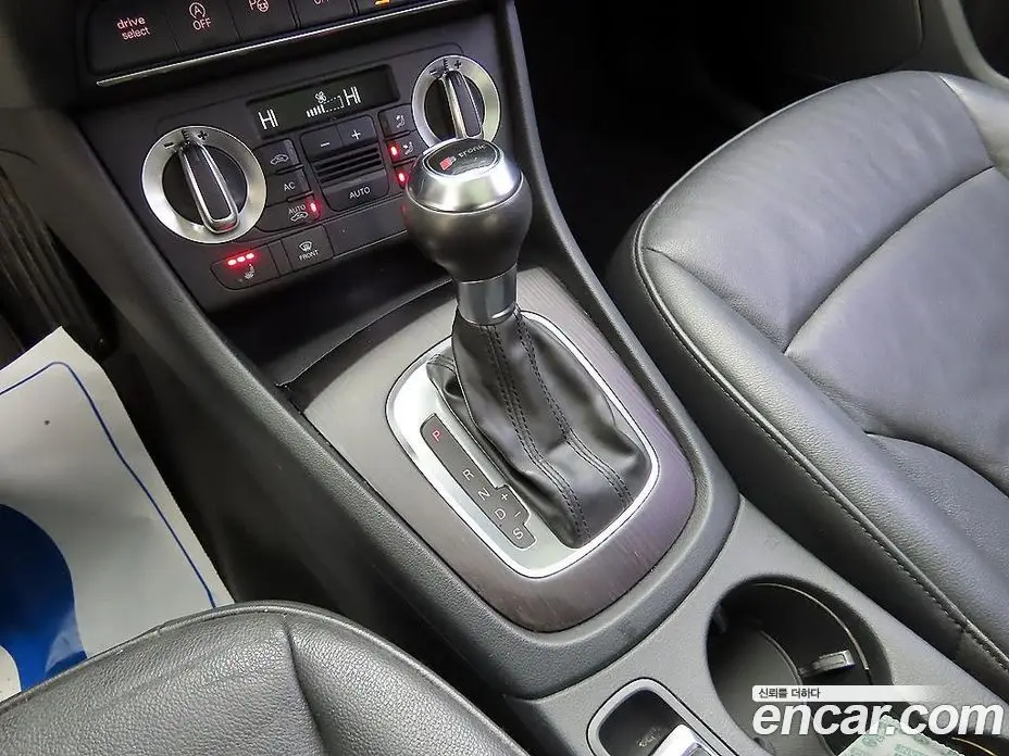 Audi Q3 2012 2.0 автомат (гидро), фото 10