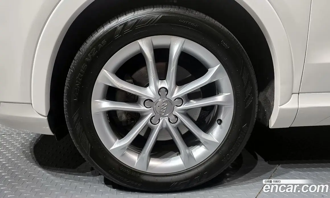 Audi Q3 2015 2.0 автомат (гидро), фото 5 Audi Q3 2015 2.0 автомат (гидро), фото 5