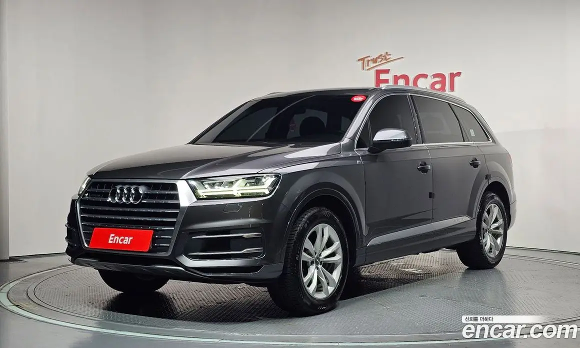 Audi Q7 2019 2.0 автомат (гидро), фото 1 Audi Q7 2019 2.0 автомат (гидро), фото 1