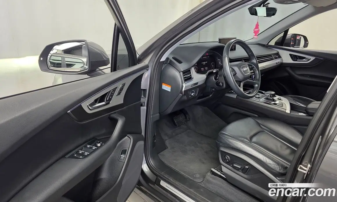 Audi Q7 2019 2.0 автомат (гидро), фото 10 Audi Q7 2019 2.0 автомат (гидро), фото 10