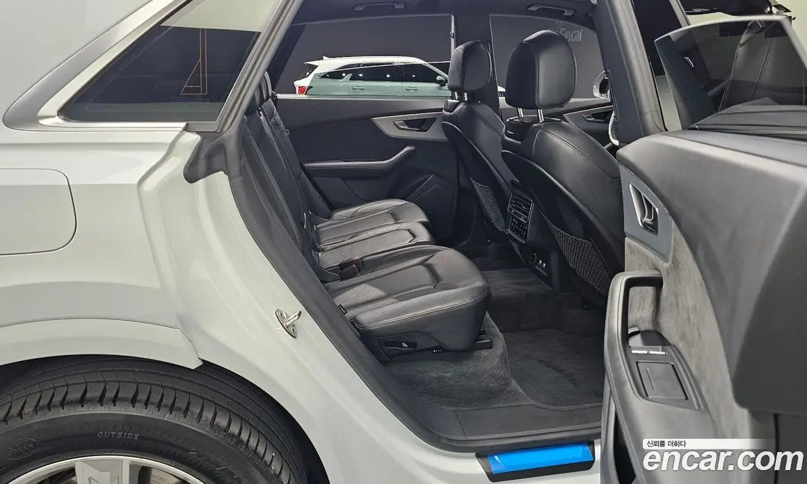Audi Q8 2020 3.0 автомат (гидро), фото 11