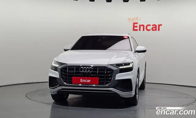 Audi Q8 2020 3.0 автомат (гидро), миниатюра 3
